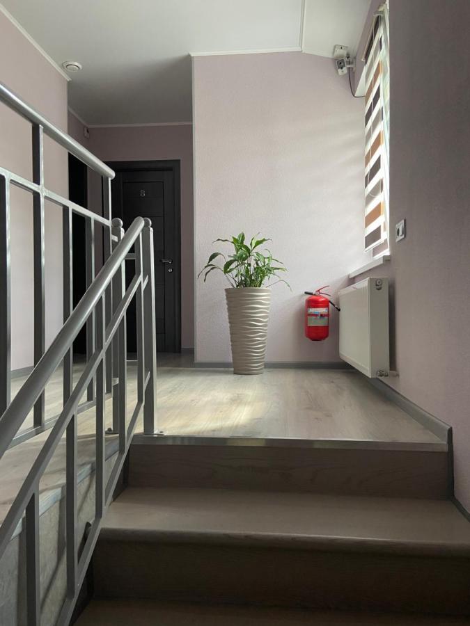 Guest House Max Khmelʼnytsʼkyy Exterior foto