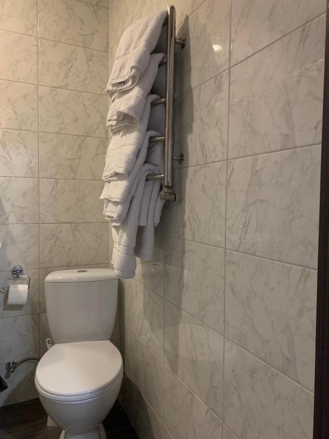 Guest House Max Khmelʼnytsʼkyy Exterior foto